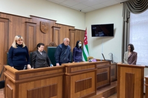 Впервые избранные судьи приняли присягу